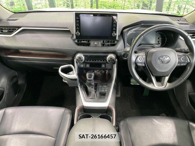 Toyota RAV4 2021-02 8686426-1