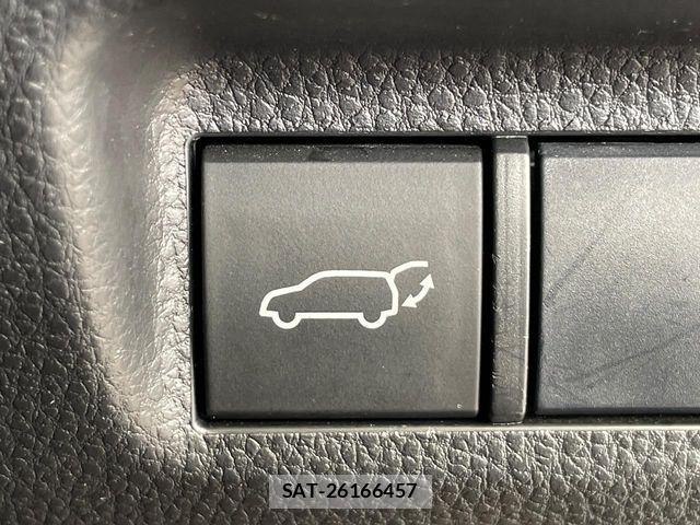 Toyota RAV4 2021-02 8686426-5