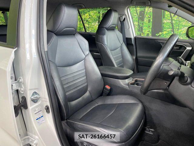 Toyota RAV4 2021-02 8686426-7