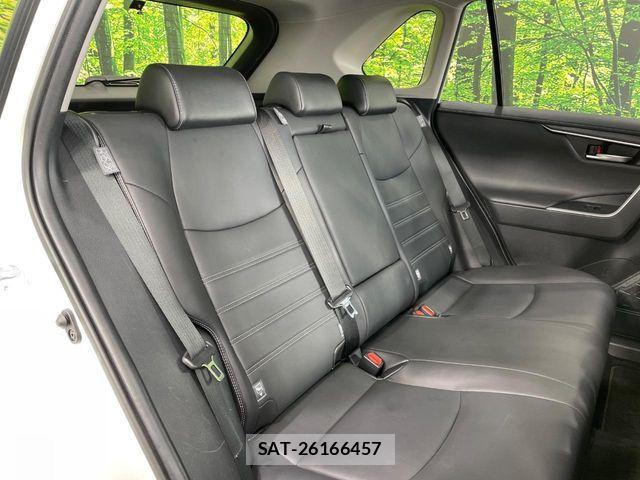 Toyota RAV4 2021-02 8686426-8