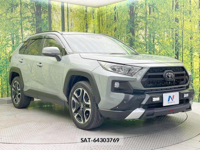 Toyota RAV4 2021-05 8686424-15