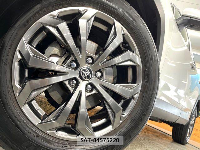 Toyota RAV4 2023-01 8686422-12