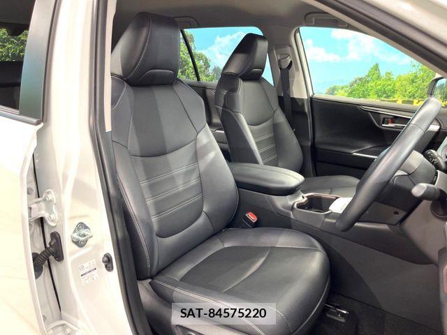 Toyota RAV4 2023-01 8686422-7