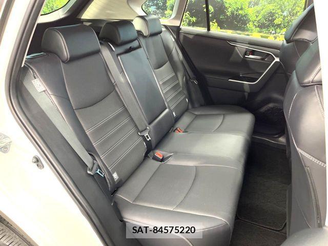 Toyota RAV4 2023-01 8686422-8