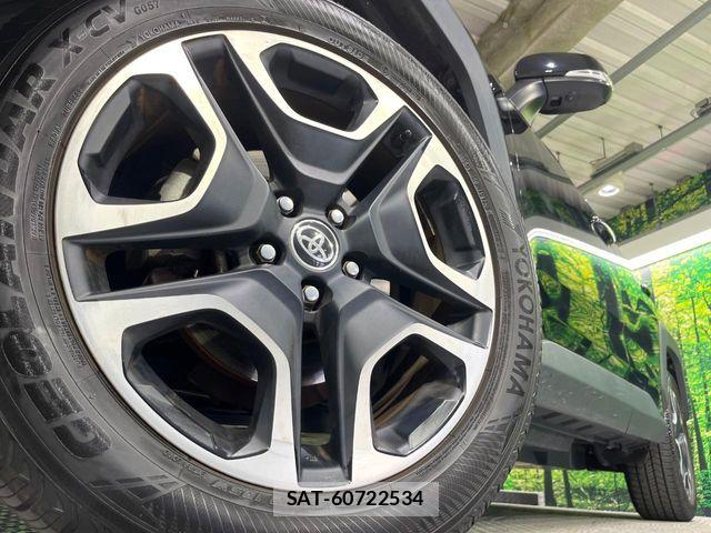 Toyota RAV4 2020-11 8686425-12