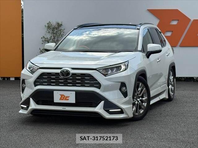 Toyota RAV4 2021-09 8686421-9