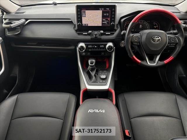 Toyota RAV4 2021-09 8686421-1