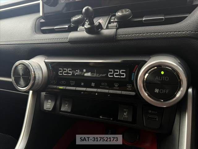 Toyota RAV4 2021-09 8686421-23