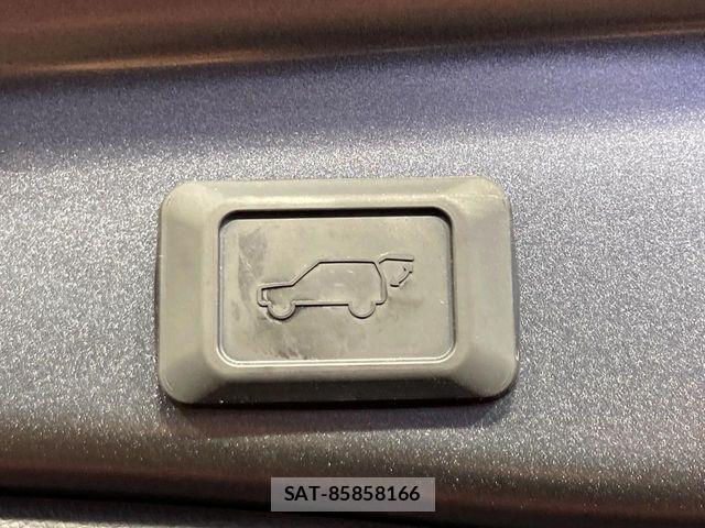 Toyota RAV4 2022-07 8686423-4