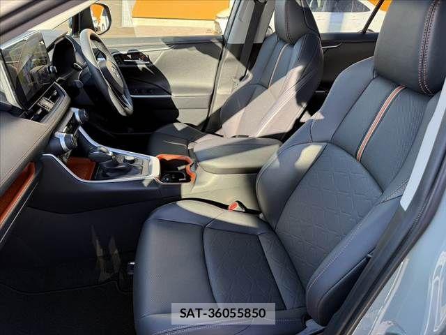 Toyota RAV4 2023-09 8686418-16