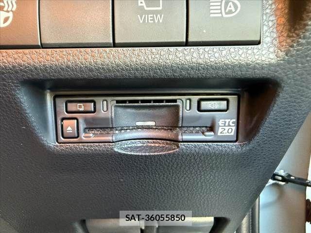 Toyota RAV4 2023-09 8686418-22