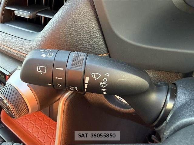 Toyota RAV4 2023-09 8686418-26