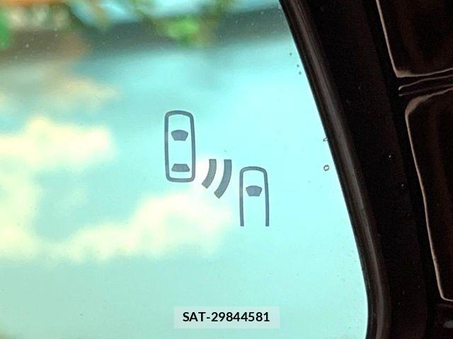 Toyota RAV4 2023-09 8686419-6