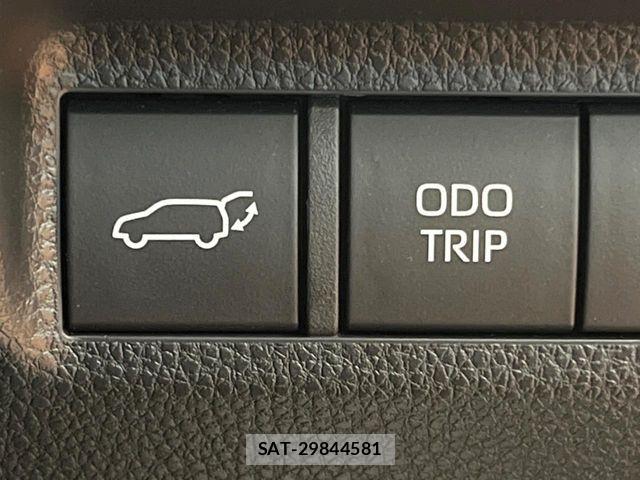 Toyota RAV4 2023-09 8686419-7
