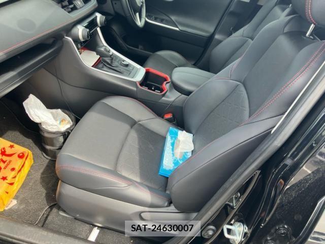 Toyota RAV4 2024-09 8686428-13