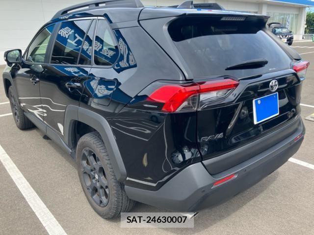 Toyota RAV4 2024-09 8686428-3