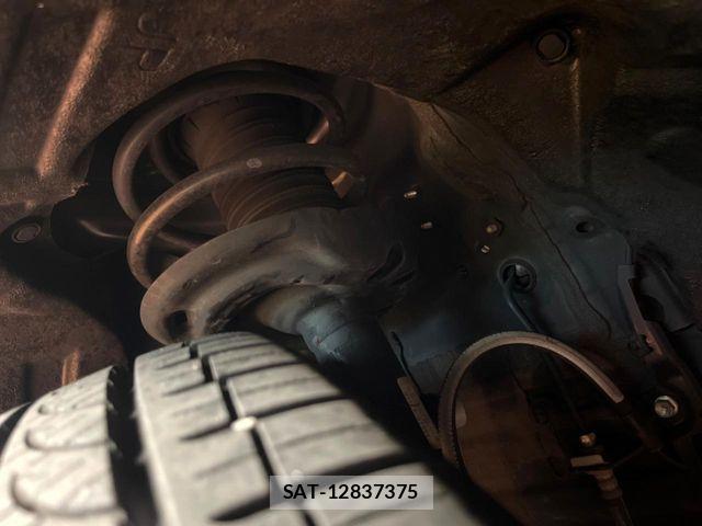 Toyota RAV4 2023-05 8686420-19