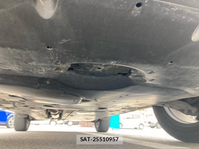 Toyota RAV4 2021-06 8686429-9