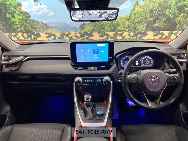 Toyota RAV4 2023-09 8686417-1