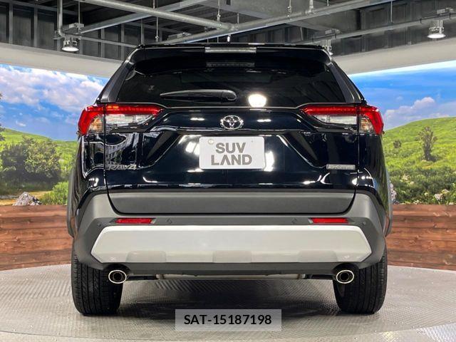 Toyota RAV4 2025-02 8745475-15