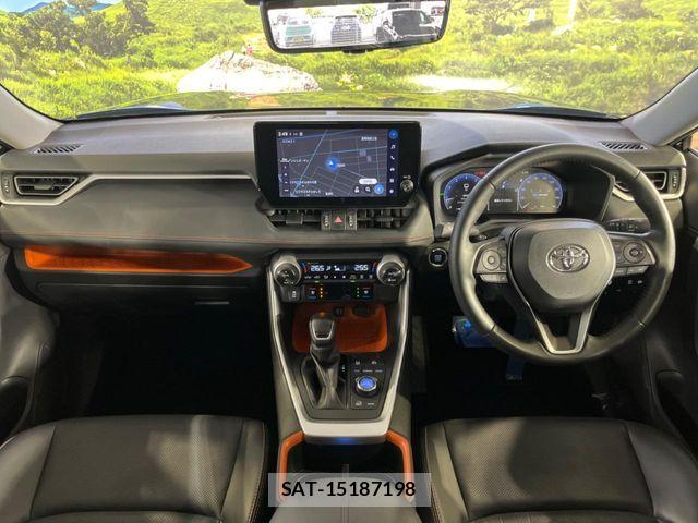 Toyota RAV4 2025-02 8745475-2