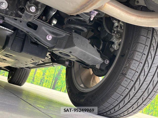 Toyota RAV4 2023-12 8745481-19