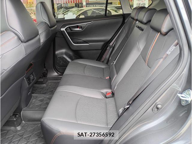 Toyota RAV4 2023-07 8745480-11
