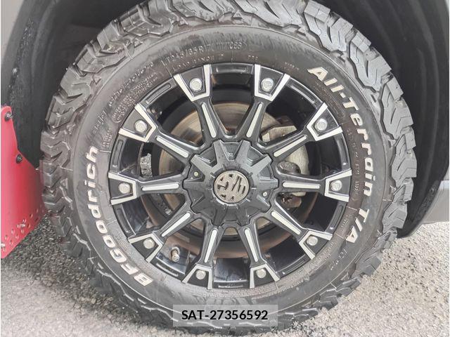 Toyota RAV4 2023-07 8745480-7