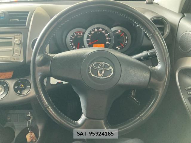 Toyota RAV4 2008-05 8745490-14