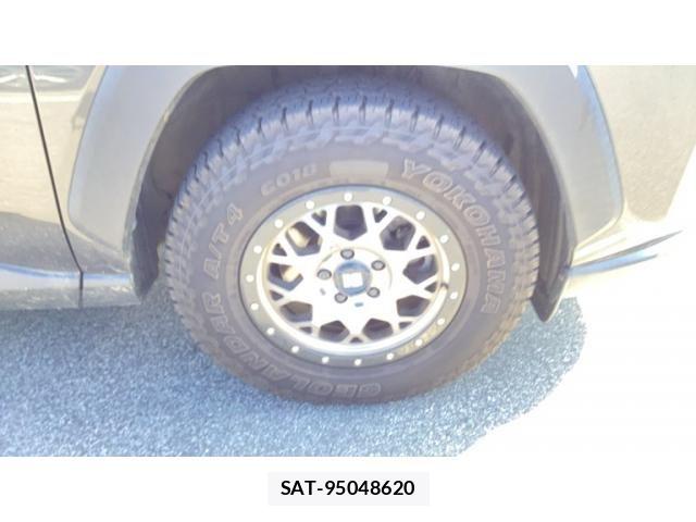 Toyota RAV4 2021-11 8745488-21