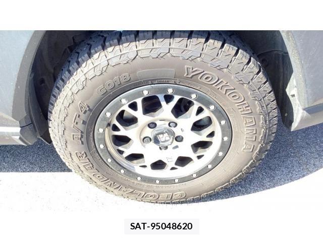 Toyota RAV4 2021-11 8745488-23