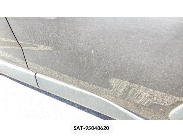 Toyota RAV4 2021-11 8745488-24