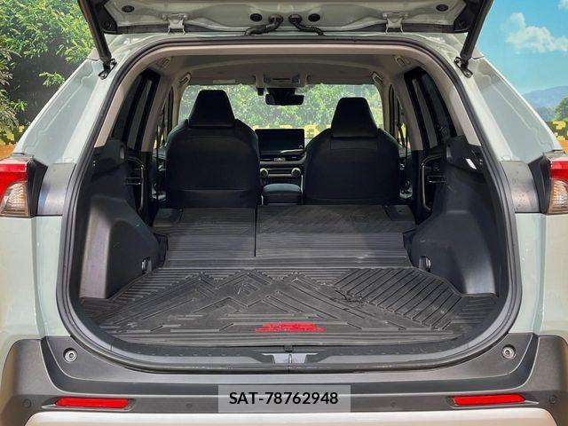 Toyota RAV4 2023-02 8745478-10