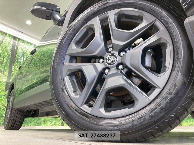 Toyota RAV4 2025-10 8745476-12