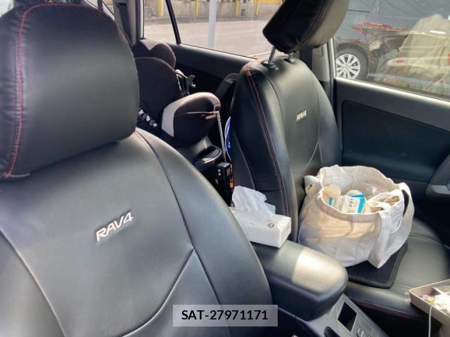 Toyota RAV4 2014-09 8745489-13