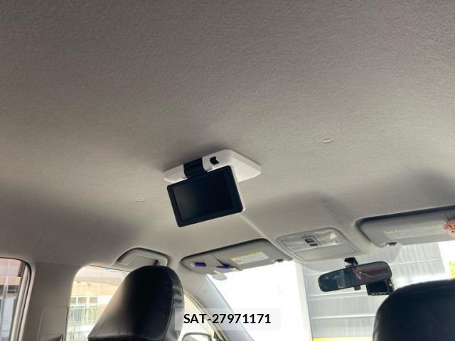 Toyota RAV4 2014-09 8745489-15
