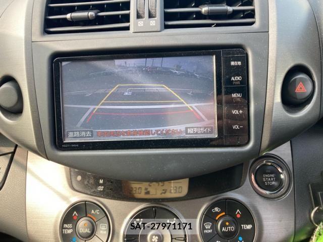 Toyota RAV4 2014-09 8745489-22