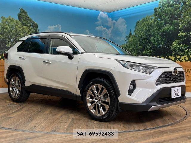 Toyota RAV4 2020-03 8745484-16