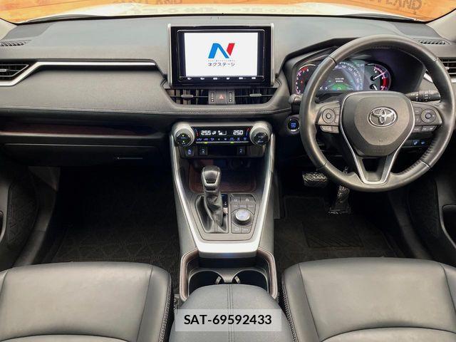 Toyota RAV4 2020-03 8745484-1