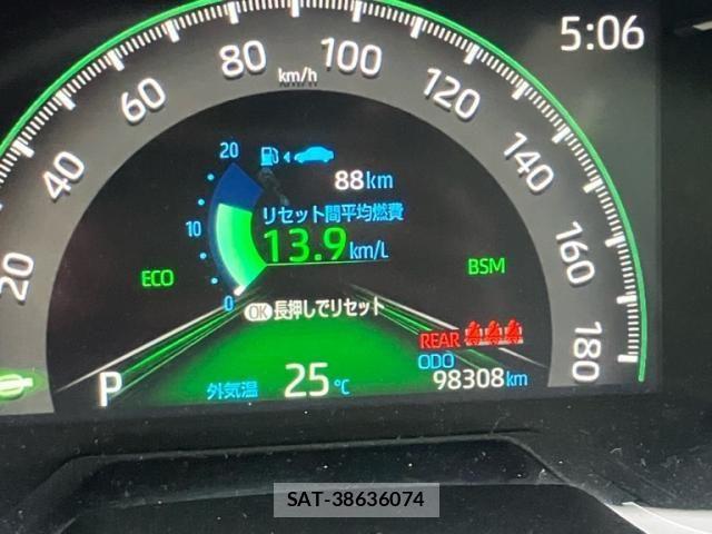 Toyota RAV4 2021-06 8745485-15