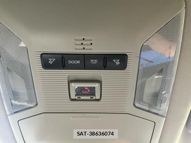 Toyota RAV4 2021-06 8745485-19