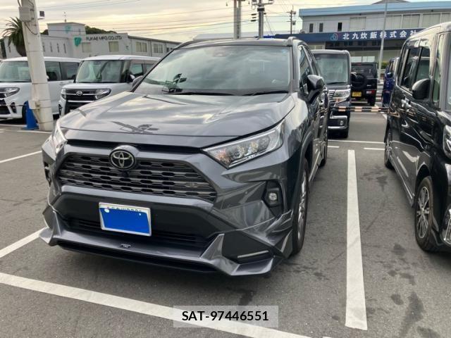 Toyota RAV4 2024-06 8745477-1