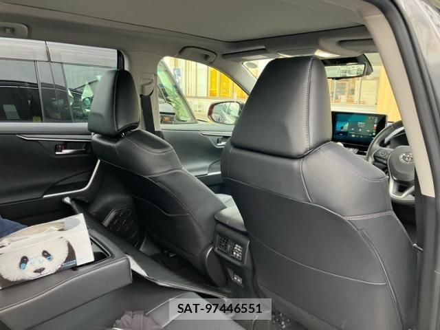 Toyota RAV4 2024-06 8745477-23