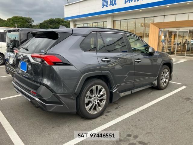 Toyota RAV4 2024-06 8745477-4