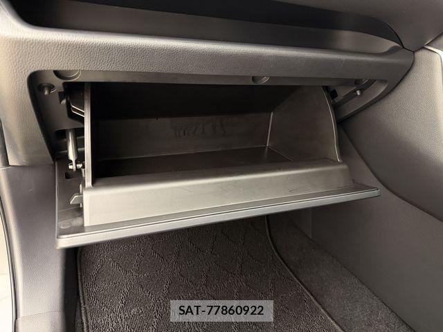 Toyota RAV4 2021-01 8745487-25