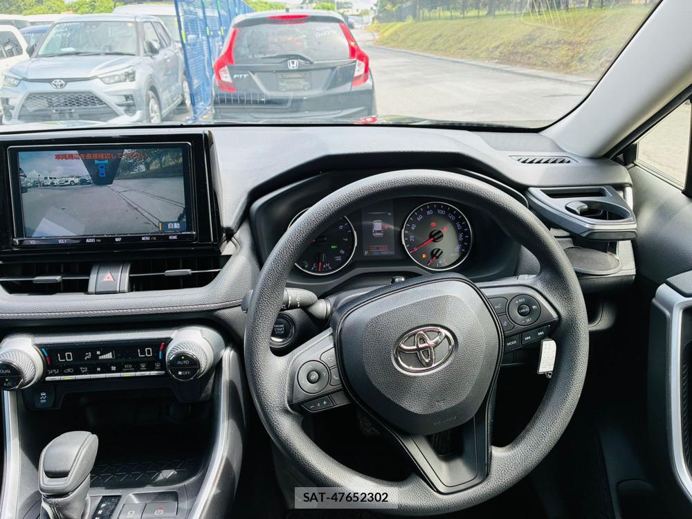 Toyota RAV4 2020-07 8231583-13