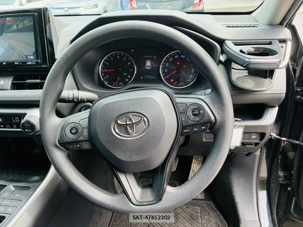 Toyota RAV4 2020-07 8231583-14