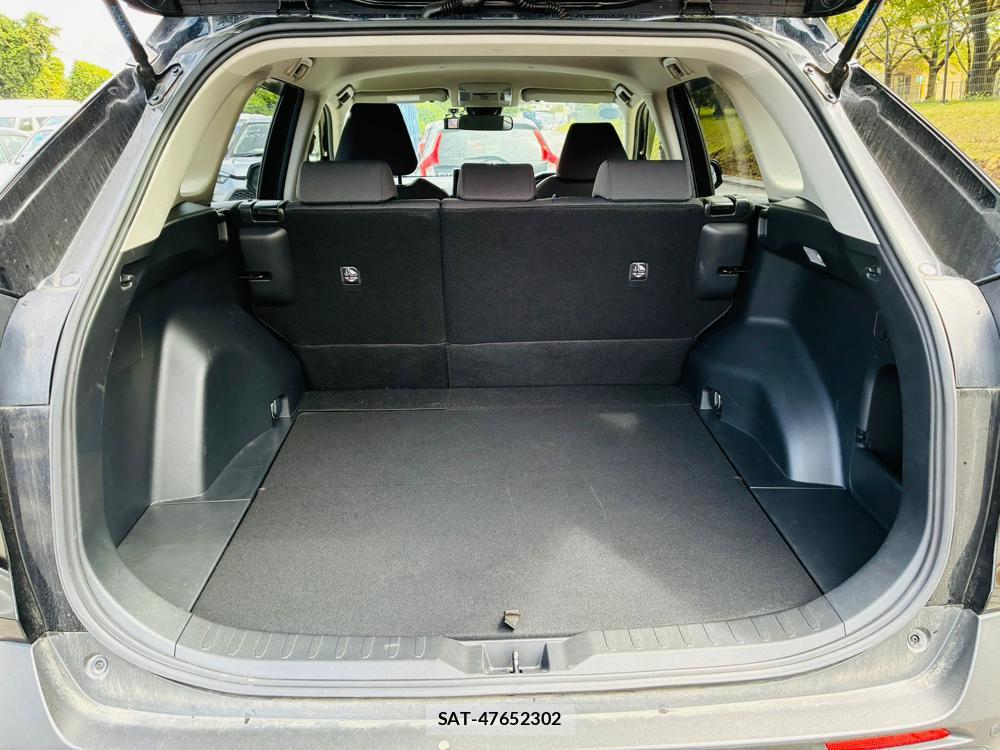 Toyota RAV4 2020-07 8231583-25