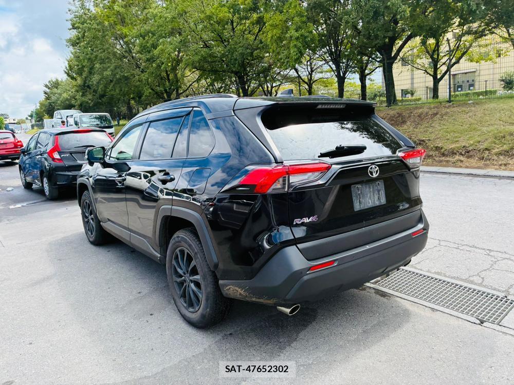 Toyota RAV4 2020-07 8231583-2