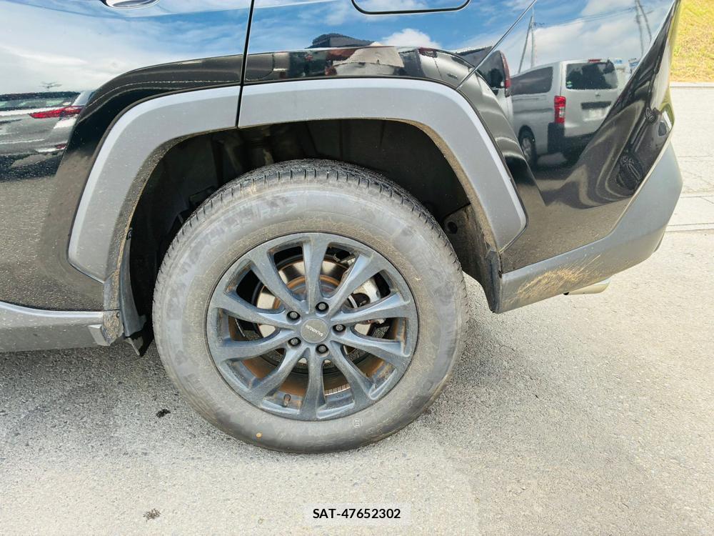 Toyota RAV4 2020-07 8231583-30